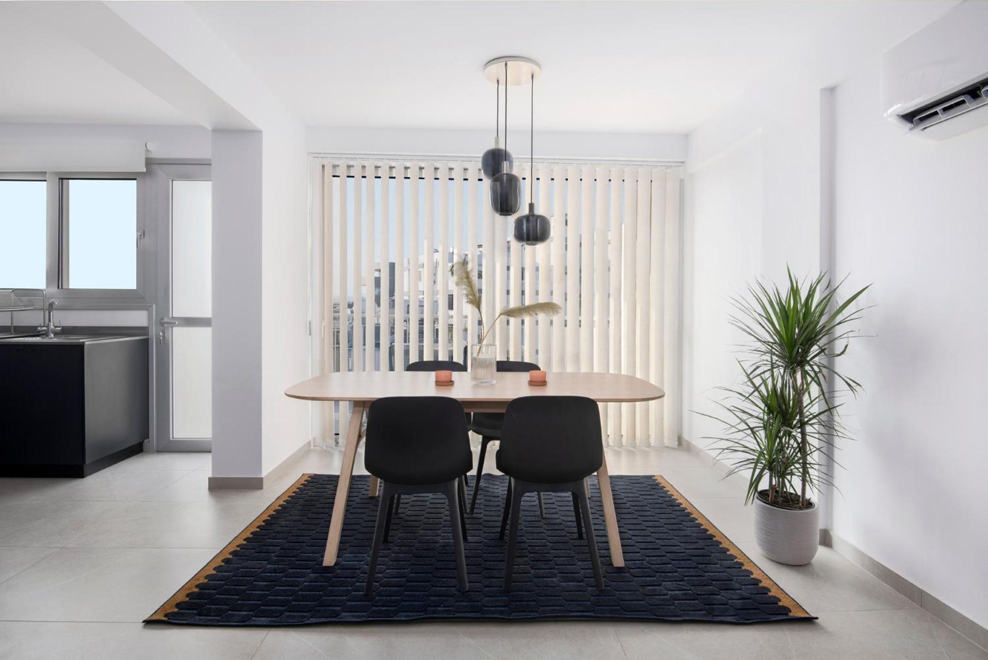 Amazing Two Bedroom Apartment Larnaca Bagian luar foto