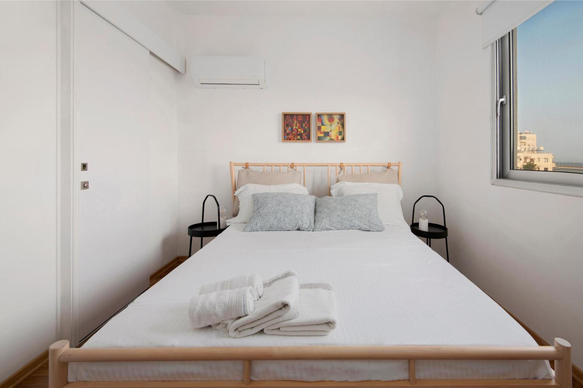 Amazing Two Bedroom Apartment Larnaca Bagian luar foto